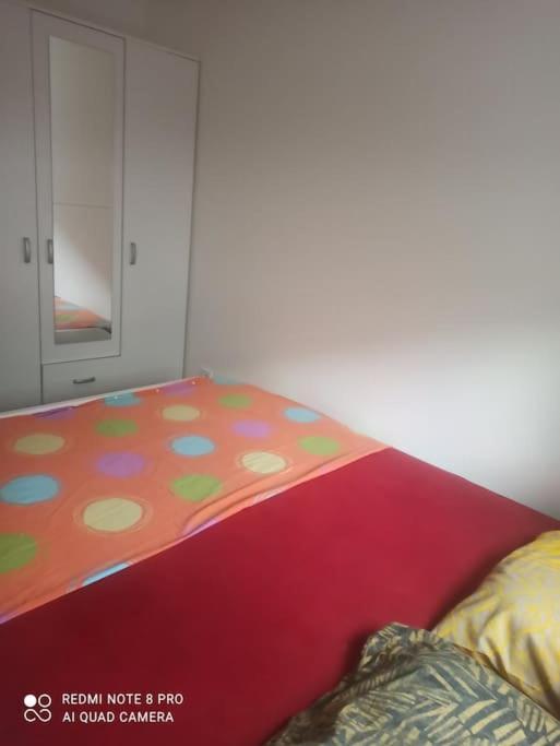 Lovely 1-bedroom In Apartment *